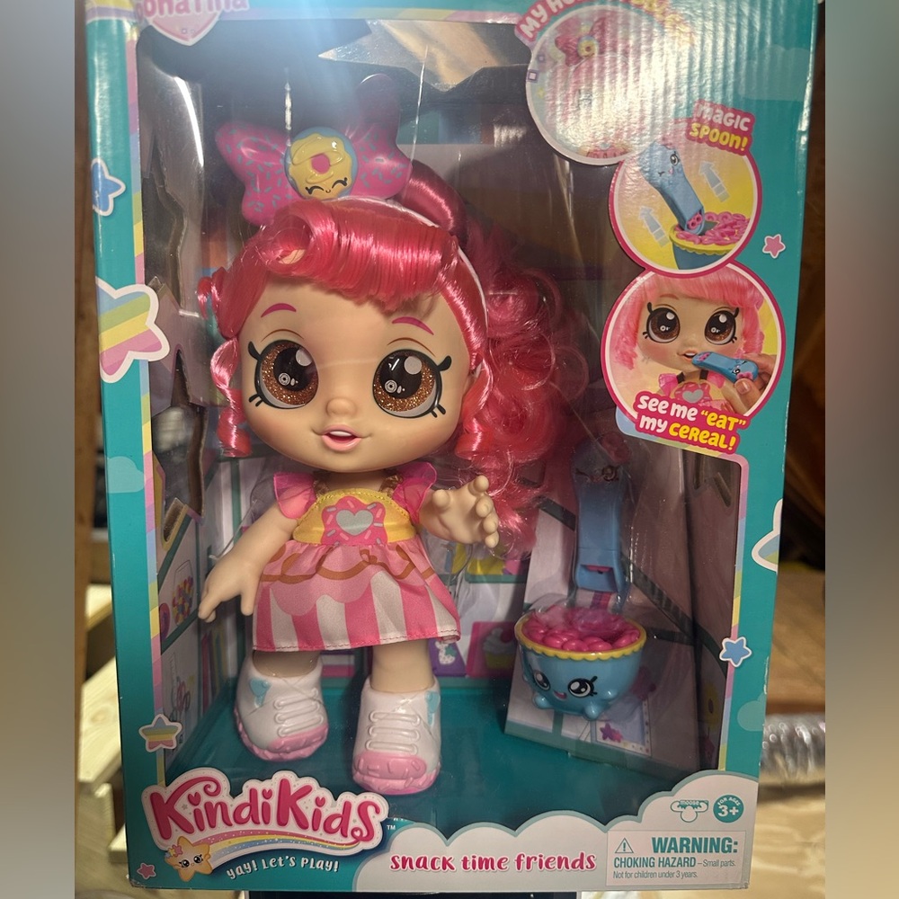 New in Box KindiKids Snack Time Friends Doll - Pink Hair